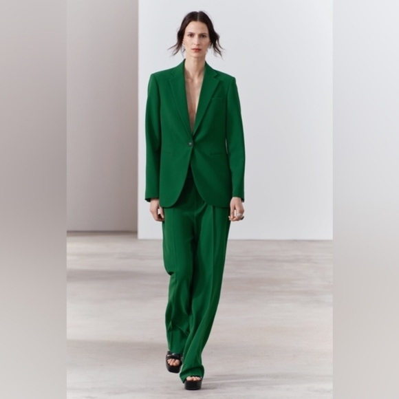 Zara Jackets & Blazers - Zara Emerald Green Single-Button Blazer